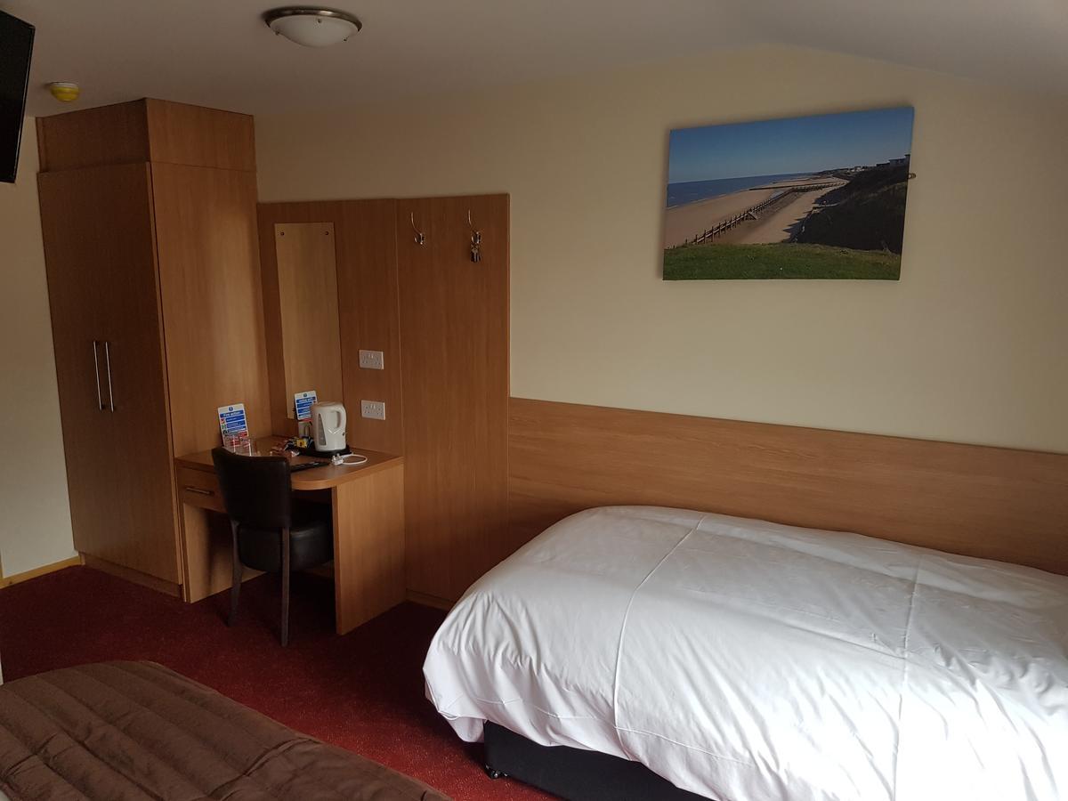 The Cliff Top Inn Bacton  Extérieur photo